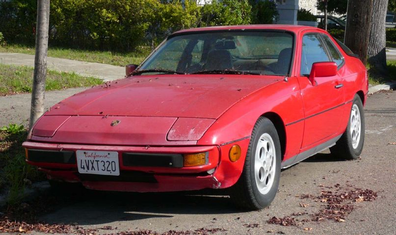 Illustration for article titled 1988 Porsche 924 S